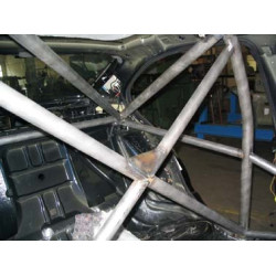 BMW SERIES 5 E39 OMP ROLL BAR