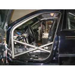 BMW SERIES 5 E39 OMP ROLL BAR